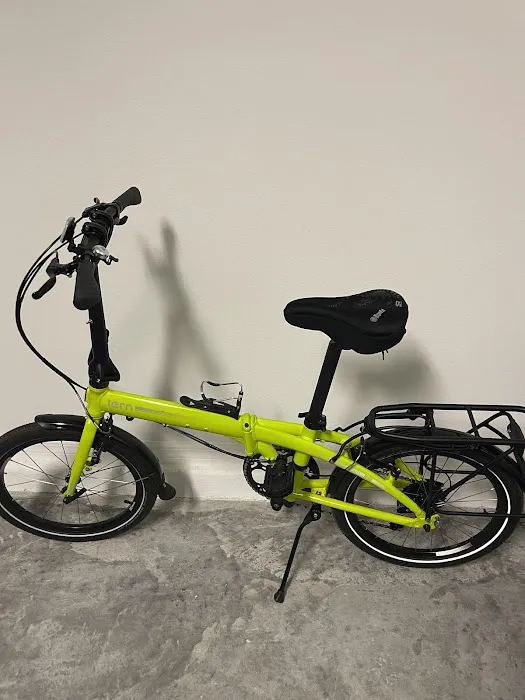 Two Fold Bicycle Shop Picture 6