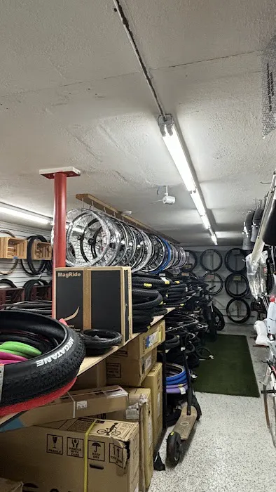 Bike Room Picture 1