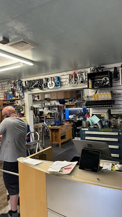Bike Room Picture 7
