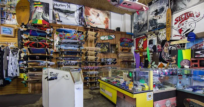 BCSC / Lenny's Surf Shop Picture 9