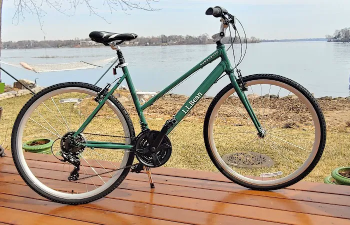 Sunshine Rides Bike Shop Picture 1