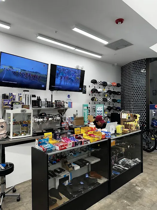 SunCycling Cycle and Fitness Shop Picture 2