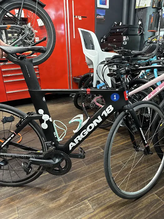 SunCycling Cycle and Fitness Shop Picture 8