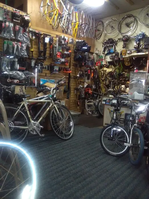 Broken Spoke Picture 9