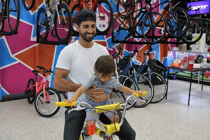 Miami Bicycles and Repair Picture 8