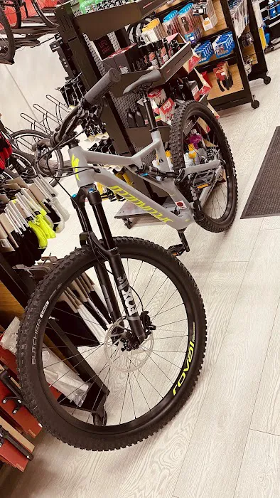 JB BIKE SHOP MB Picture 5