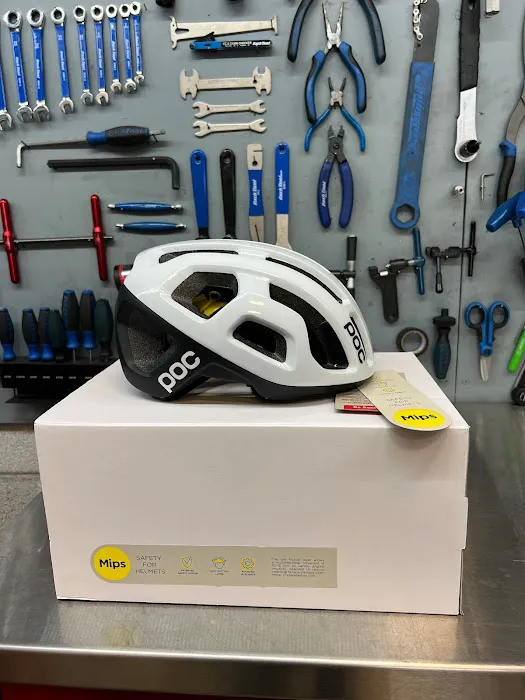 Graciano's Bicycle Center Picture 6