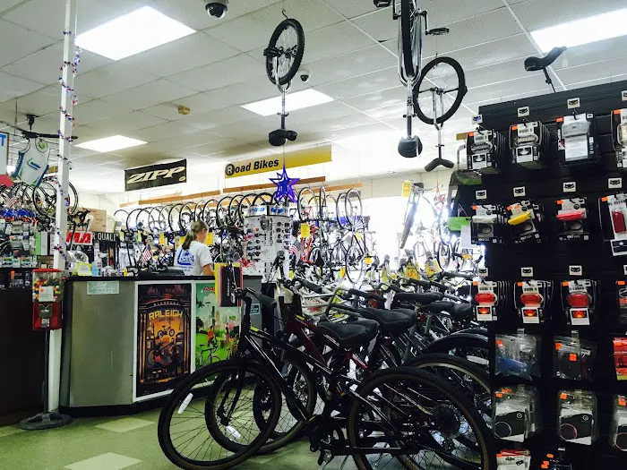 Lees Bicycle Shop Picture 4