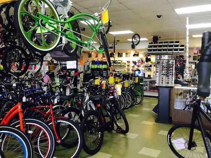 Lees Bicycle Shop Picture 6