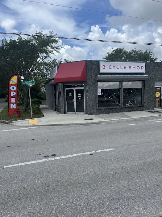 Willy'Z Bicycle Shop Picture 7