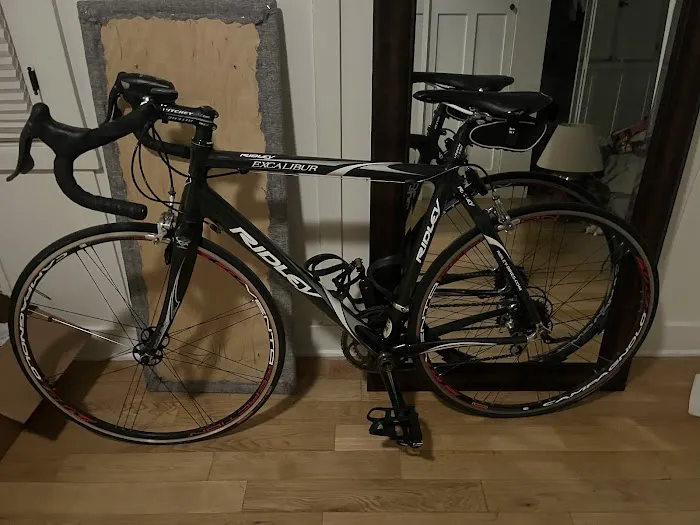 Willy'Z Bicycle Shop Picture 6
