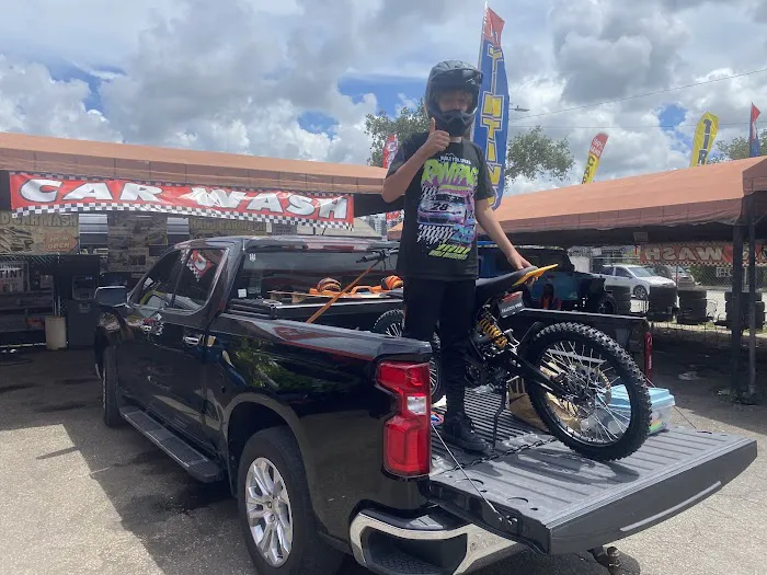 Big boys bike shop Picture 10