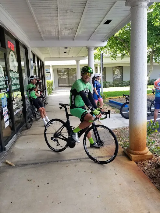 Alligator's Cycling Picture 10