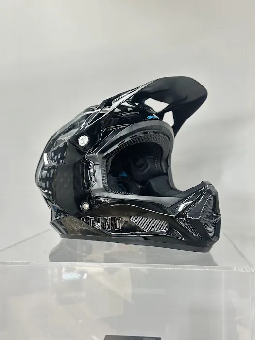WORLD OF CYCLING Picture 6