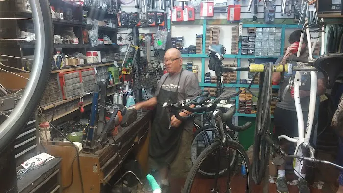 Pedrito's Bike Shop Picture 4