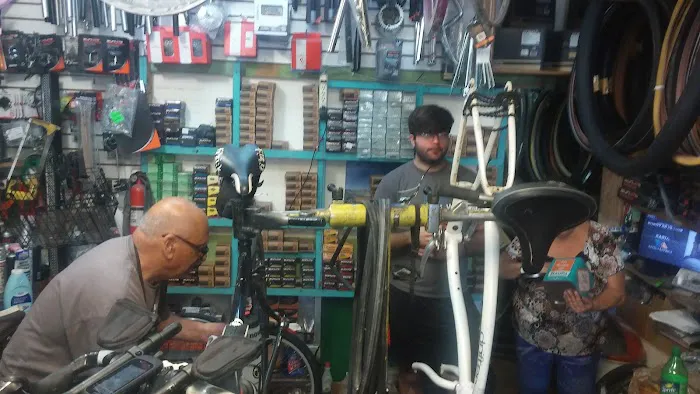 Pedrito's Bike Shop Picture 2