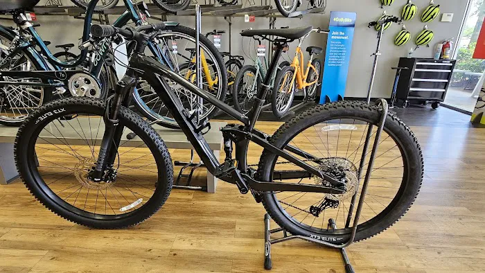 Trek Bike Shop of Sunrise Picture 3
