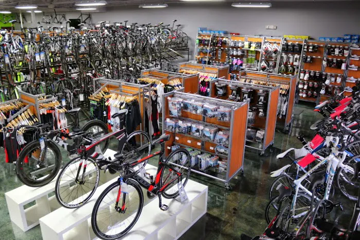 Alex's Bicycle Pro Shop Picture 6