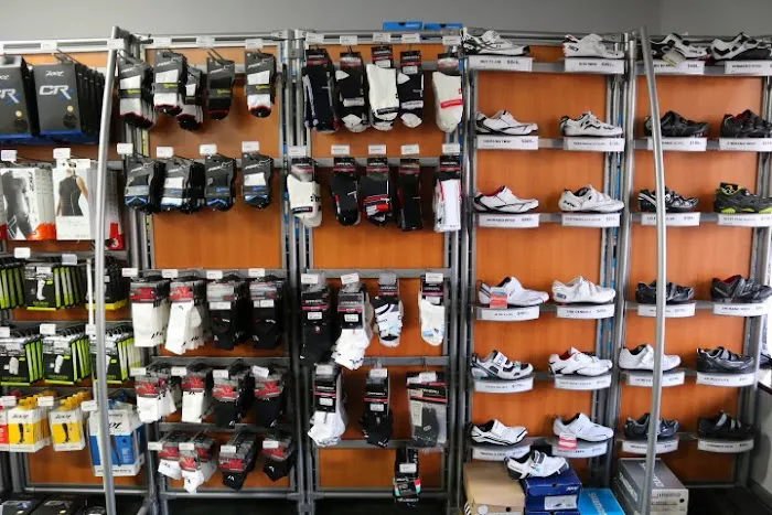 Alex's Bicycle Pro Shop Picture 8
