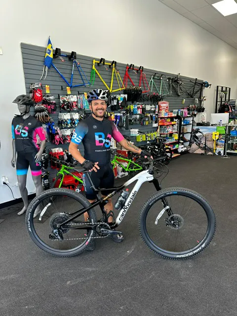 POWER CYCLE - Bike Shop Picture 9