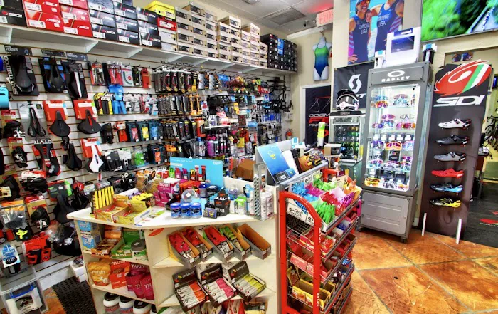 LC TRI SHOP Picture 10