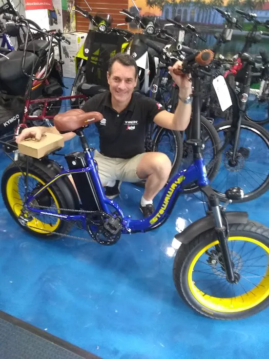 Palm Beach Bicycle Trail Shop Picture 2