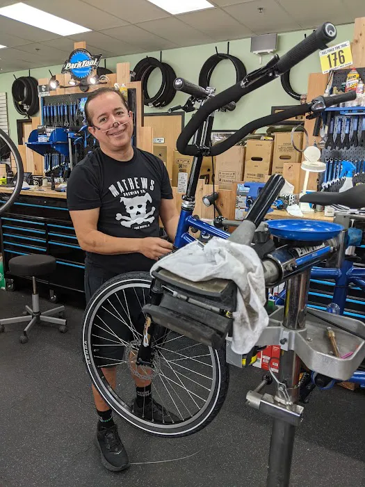 Riders Only Bike Shop Picture 7