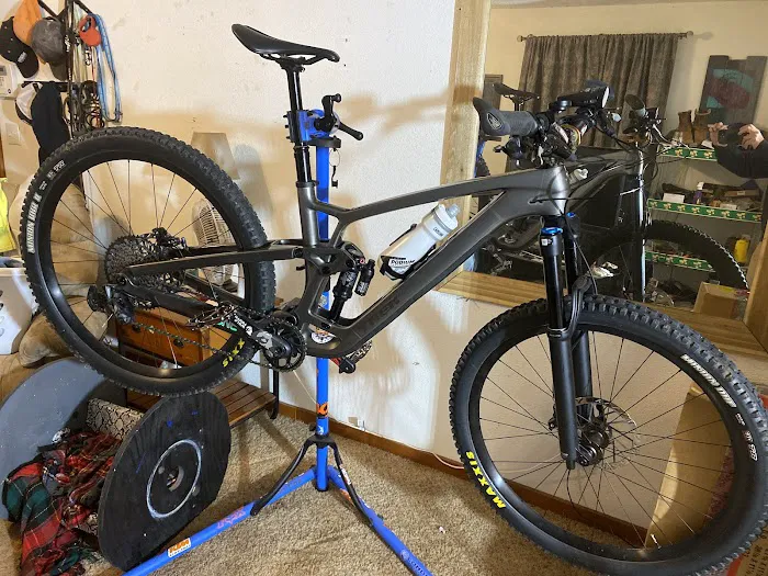Phat Tire Bike Shop Picture 8