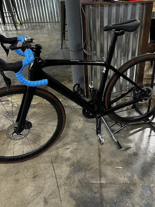 Phat Tire Bike Shop Picture 7