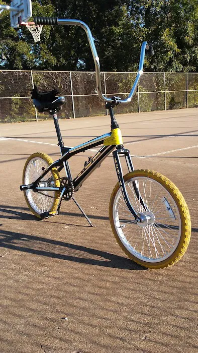 Al's Bicycles Picture 10