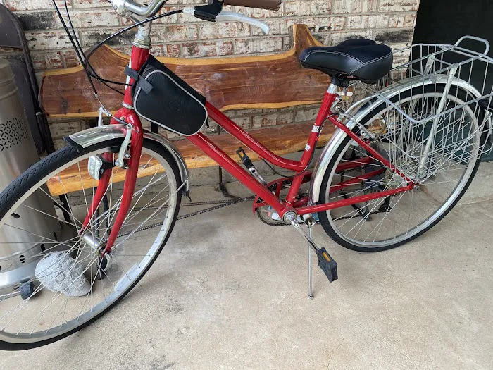 Phat Tire Bike Shop Picture 9