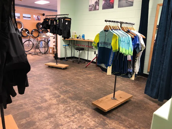 Neighborhood Bicycle Shop Picture 7