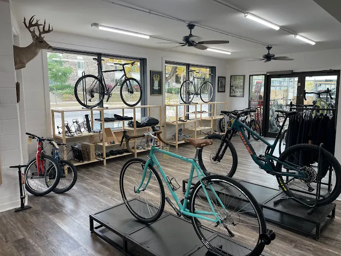 One on One Bicycle Studio Picture 7