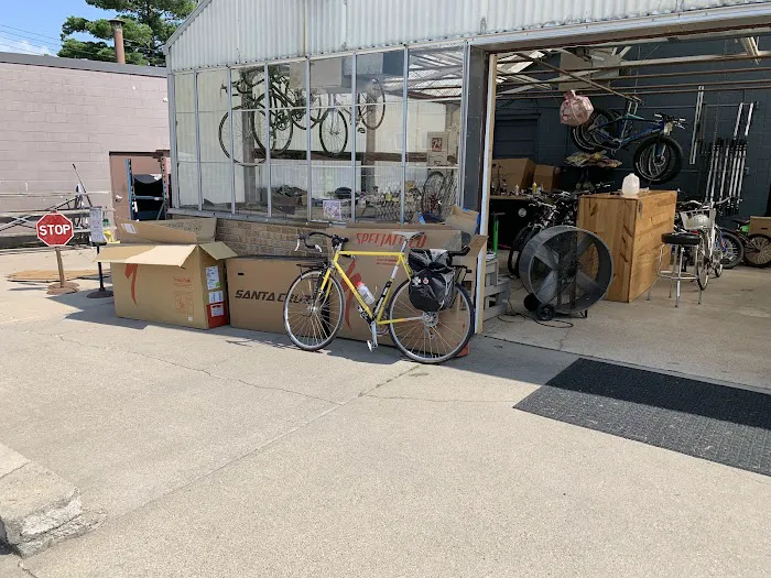 One on One Bicycle Studio Picture 1