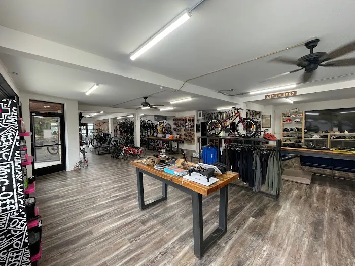 One on One Bicycle Studio Picture 10
