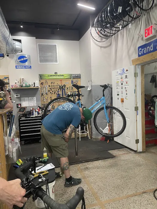 Tangletown Bike Shop Picture 1