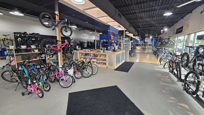 Tonka Cycle & Ski Picture 6