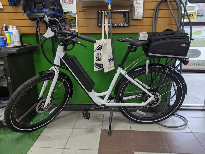 CARS Bike Shop Picture 2