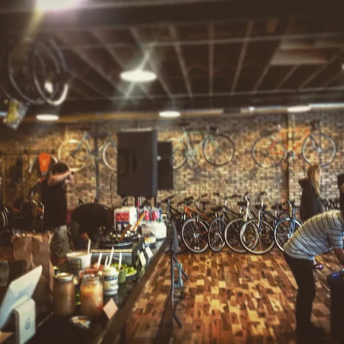 Metropolis Cycles Bike Shop Picture 3