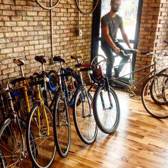 Metropolis Cycles Bike Shop Picture 6