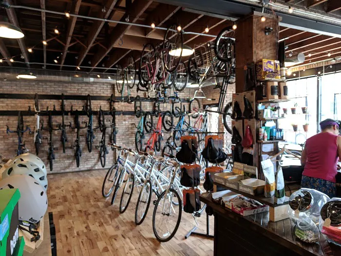Metropolis Cycles Bike Shop Picture 9