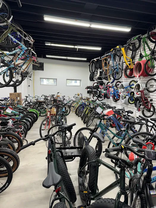 Livernois Bike Shop Picture 2