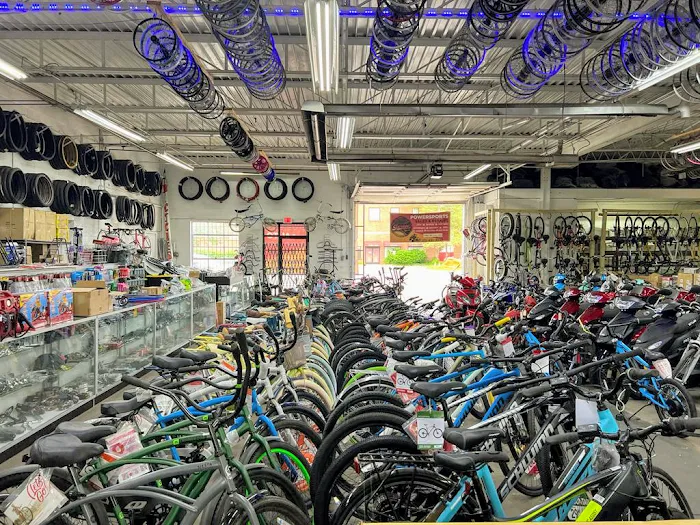 The Garage Detroit - Bicycles and Motors Picture 5