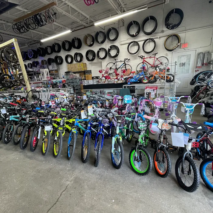The Garage Detroit - Bicycles and Motors Picture 8