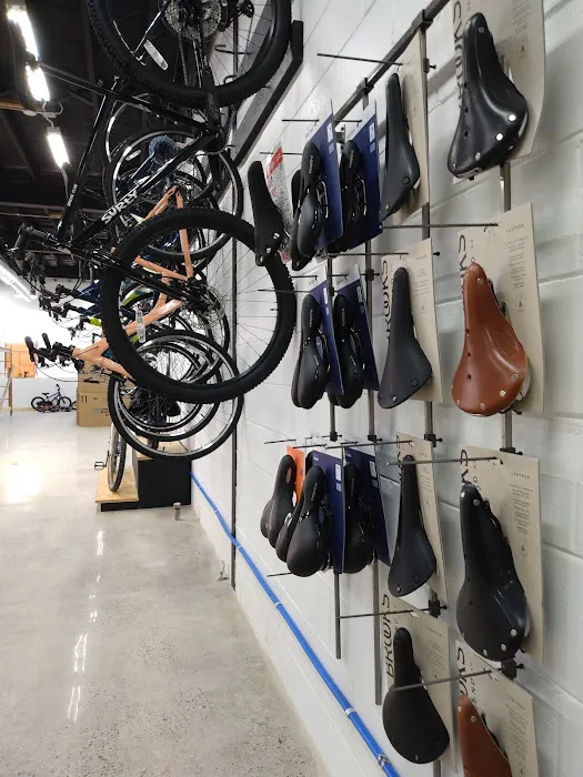Metropolis Cycles - Ferndale Picture 8