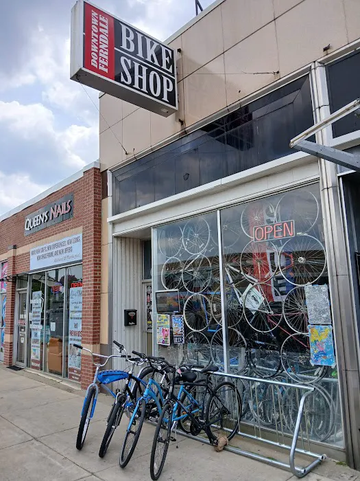 Downtown Ferndale Bike Shop Picture 4
