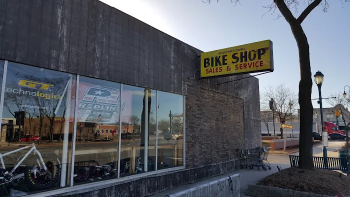 International Bicycle Shop Picture 2