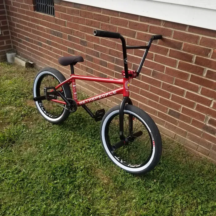 Albe's BMX Bike & Skateboard Shop Picture 3