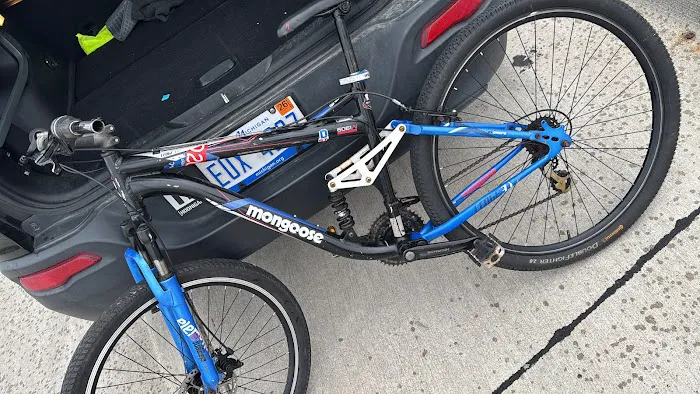 Tim's Bike Shop Picture 2