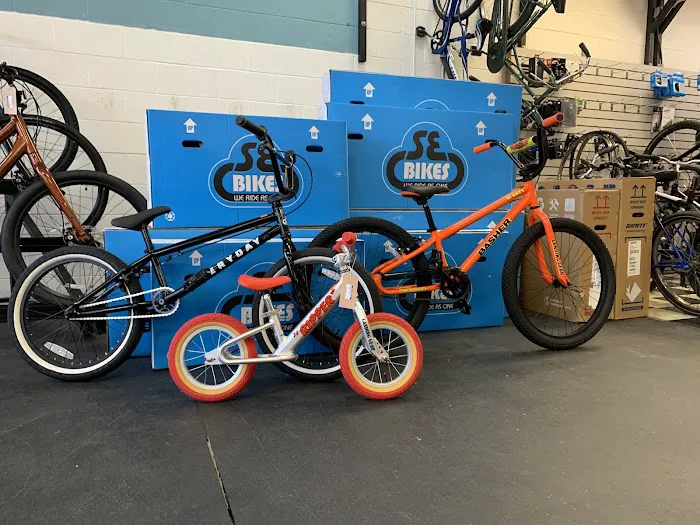 Anchor Bay Bike Shop Picture 10